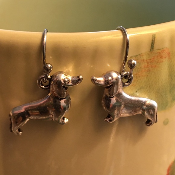 Daschund dangling earrings - Picture 4 of 6